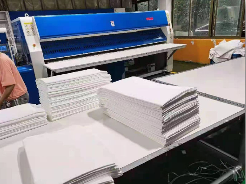 喀什高速熨烫机-01